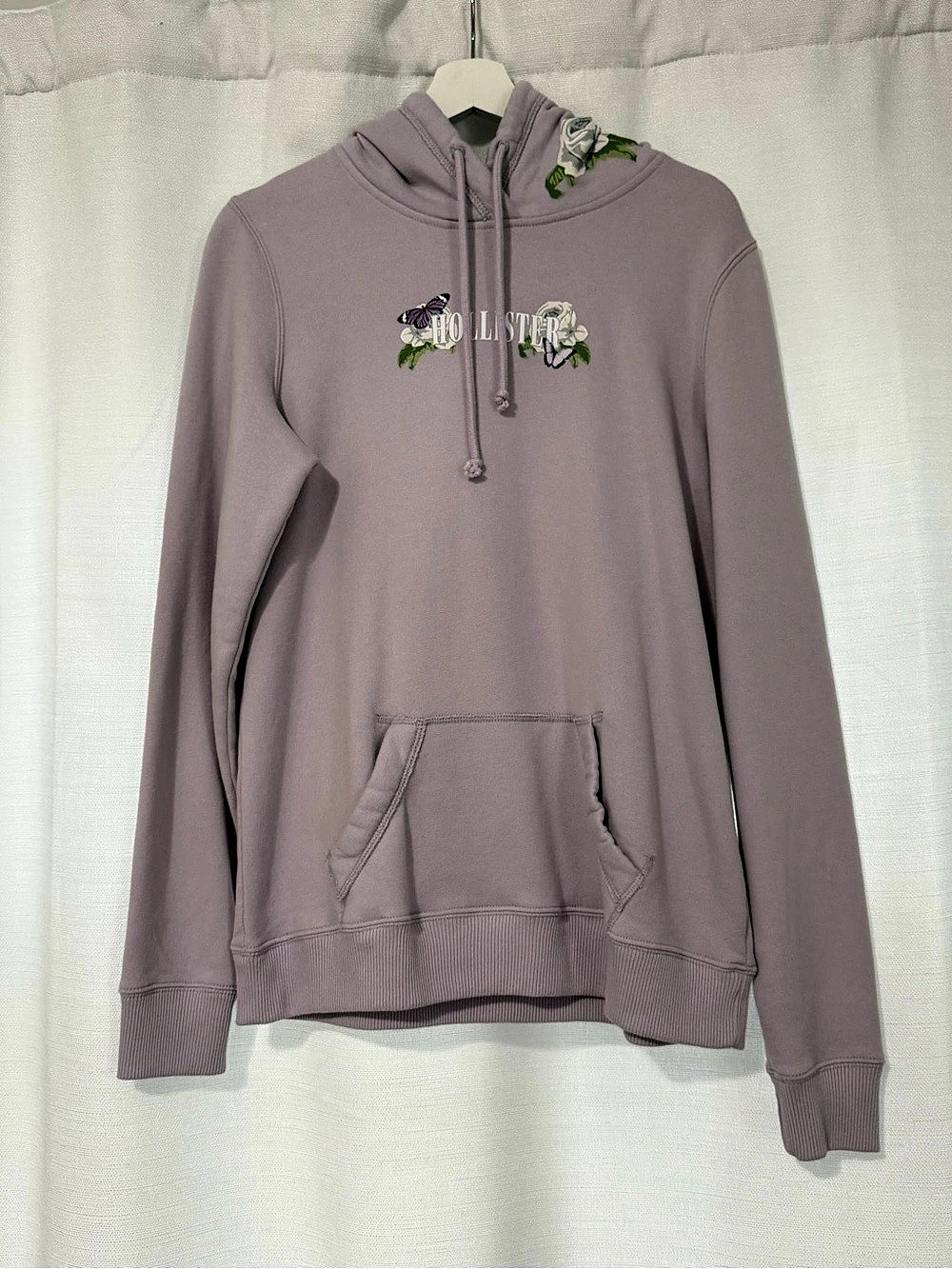 Hollister Butterfly & Floral Embroidered Hoodie Purple Large